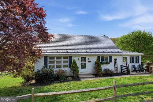 238 Kemp Rd, BARTO, PA, 19504-9115 | Card Image