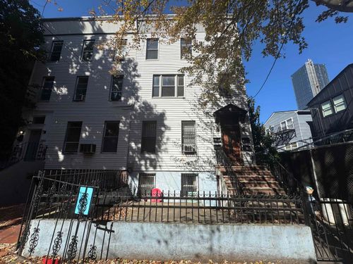 apt-3c-216 1st St, Jersey City, NJ, 07302-2989 | Card Image