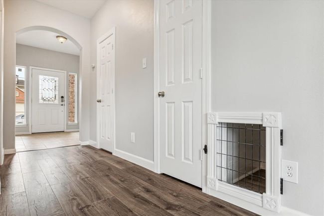4707 Cypress Bend Ct, House other with 4 bedrooms, 3 bathrooms and 2 parking in Pearland TX | Image 4