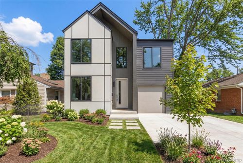 1821 Clifton Ave, Royal Oak, MI, 48073-4132 | Card Image
