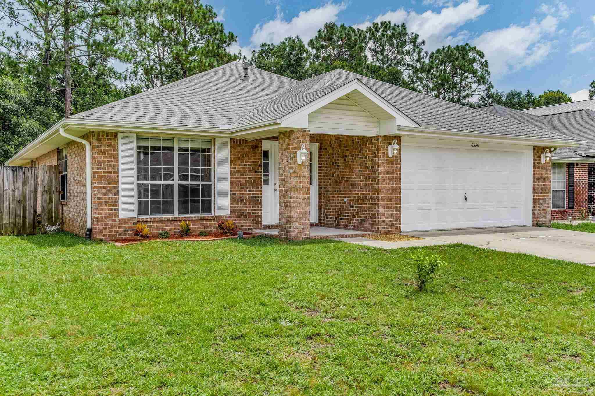 Mers Ln, Pensacola, FL 32526