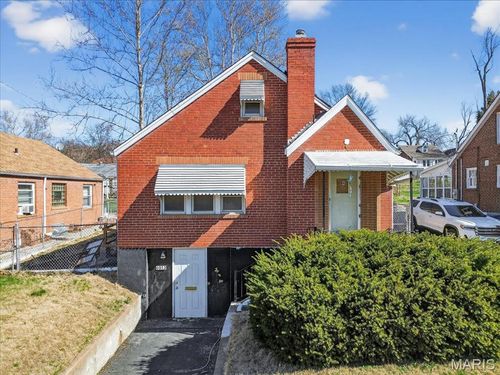 6915 Edison Ave, Saint Louis, MO, 63121-5123 | Card Image