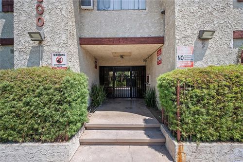 204-8800 Cedros Ave, Panorama City, CA, 91402-5801 | Card Image