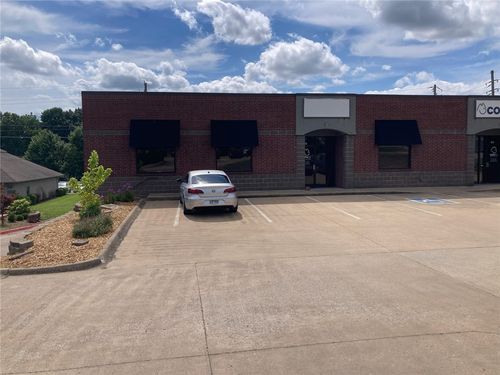 ste-b-100 Parkwood St, Lowell, AR, 72745-8854 | Card Image