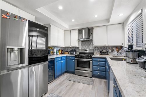 200-16512 Blackbeard Ln, Huntington Beach, CA, 92649 | Card Image