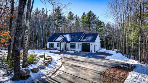 25 Berry Road, Sweden, ME, 04040 | Card Image