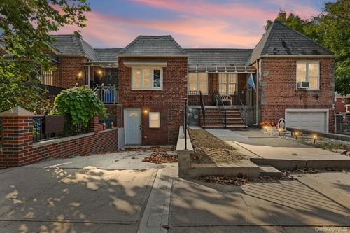 90-04 24th Rd, East Elmhurst, NY, 11369-1111 | Card Image