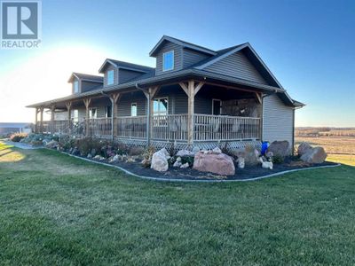 51016 Township Road 490, Home with 4 bedrooms, 5 bathrooms and null parking in Vermilion AB | Image 3