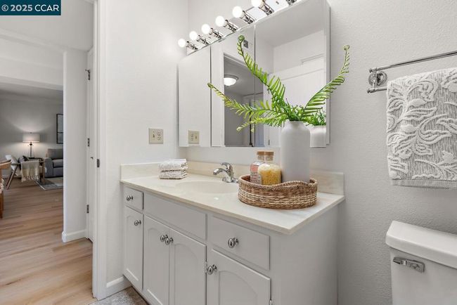 APT-2 - 1129 Leisure Ln, Condo with 2 bedrooms, 1 bathrooms and 1 parking in Walnut Creek CA | Image 22