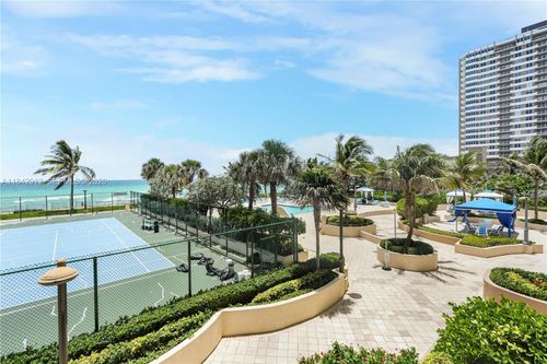 3d-1912 S Ocean Dr, HALLANDALE BEACH, FL, 33009-5955 | Card Image