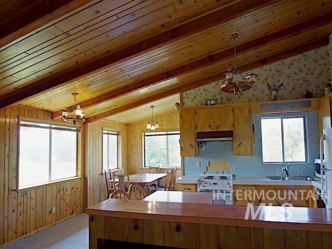 2671 W Fork Rd, House other with 4 bedrooms, 2 bathrooms and 4 parking in Fruitvale ID | Image 21