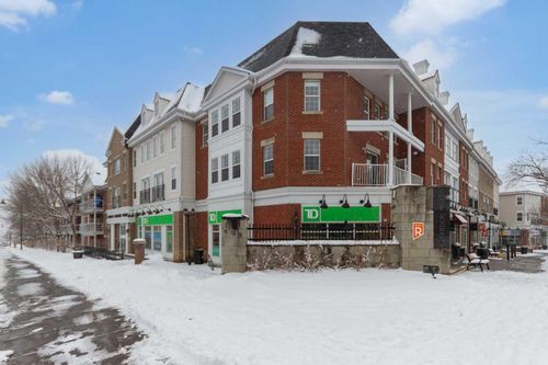 321-2233 34 Ave Sw, Calgary, AB, T2T6N2 | Card Image