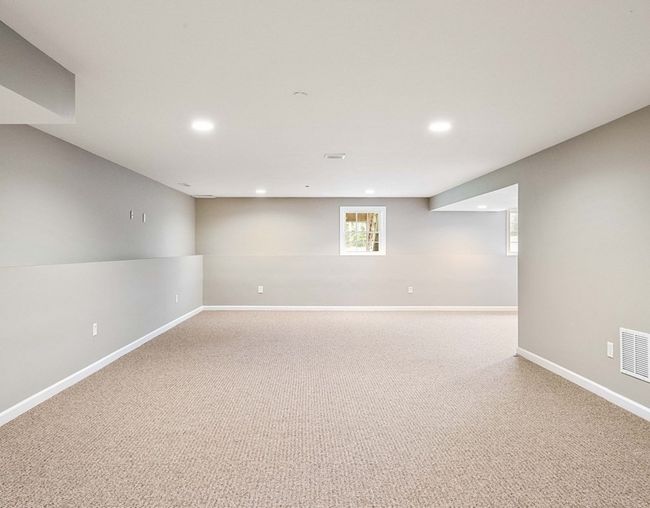 82 - 82 Buttercup Ln, Condo with 2 bedrooms, 3 bathrooms and 2 parking in South Grafton MA | Image 28