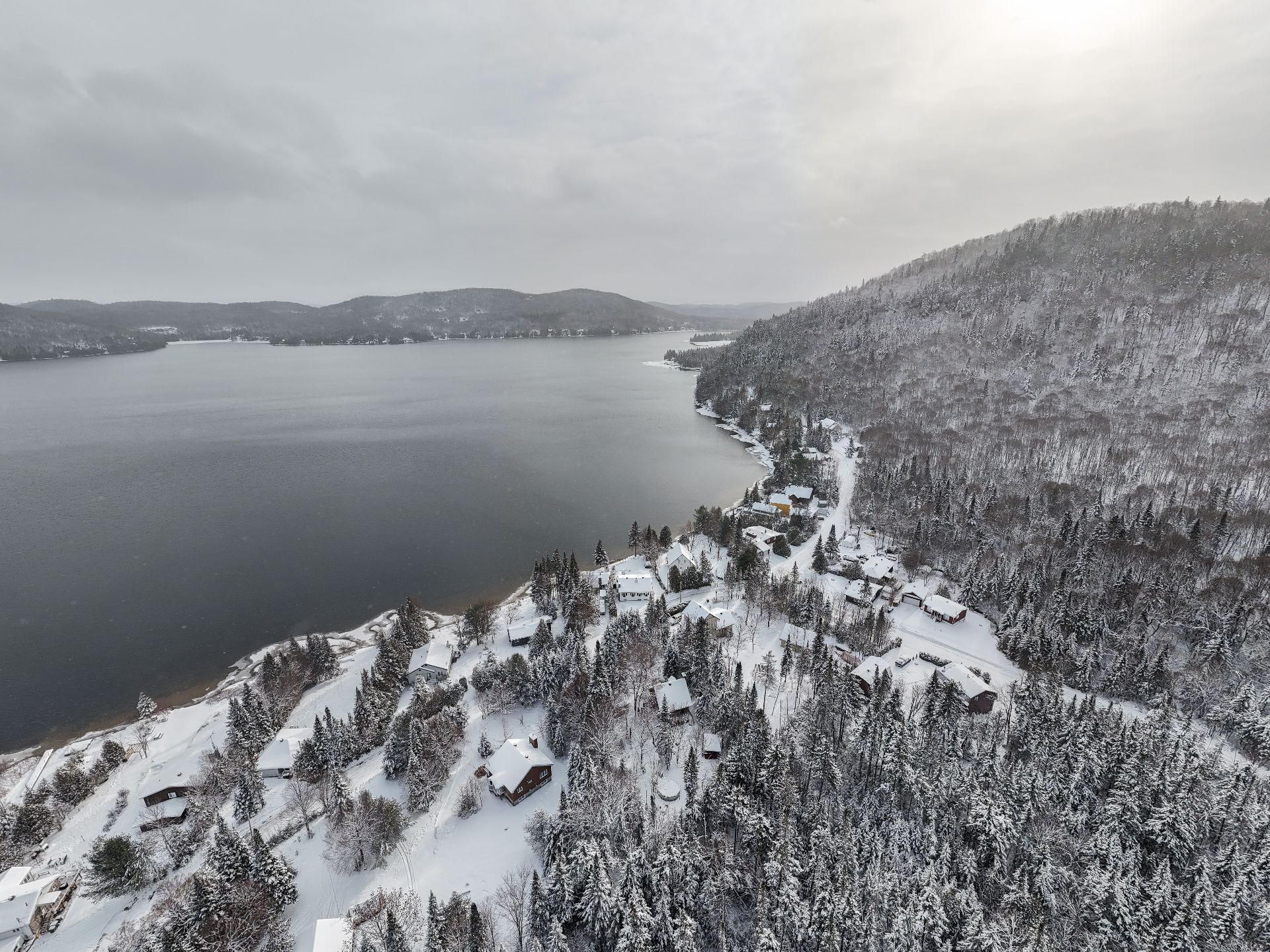 Residential in Val-des-Lacs 5