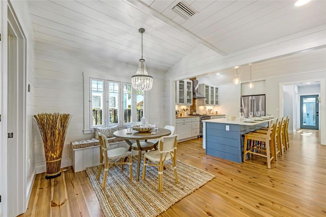 2208 3 Rd Ave W, House other with 2 bedrooms, 2 bathrooms and null parking in BRADENTON FL | Image 14