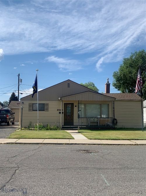 2320 South Dr, Butte, MT, 59701-6172 | Card Image