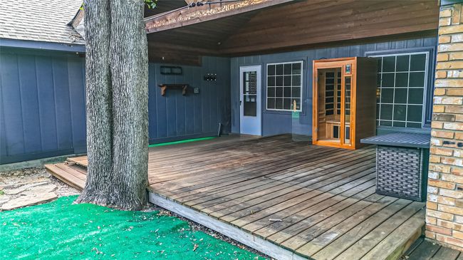 View of wooden terrace | Image 24