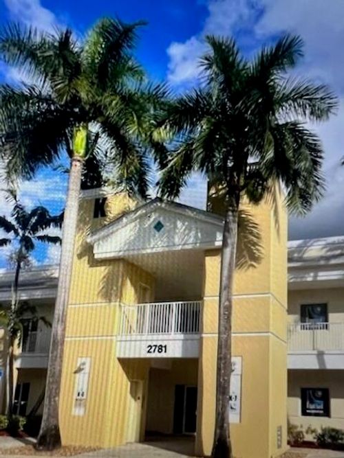 2781 Vista Pkwy, West Palm Beach, FL, 33411-6754 | Card Image