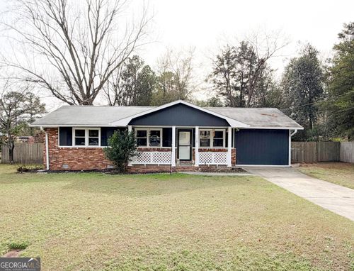 108 Weaver Rd, Warner Robins, GA, 31093-6818 | Card Image