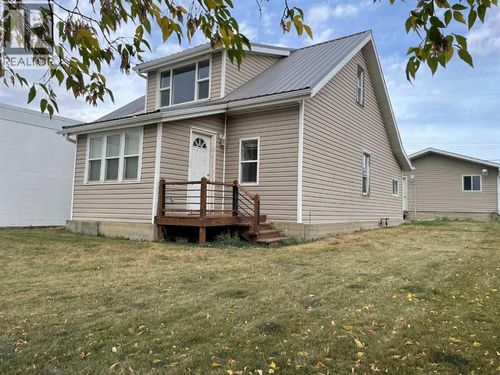 10908 102 Ave, Fairview, AB, T0H1L0 | Card Image