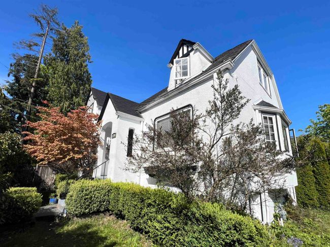 5286 Mackenzie Street, House other with 5 bedrooms, 2 bathrooms and 2 parking in Vancouver BC | Image 3