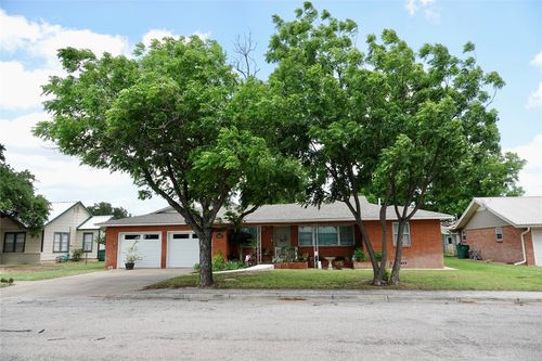 1410 Reynolds St, Goldthwaite, TX, 76844-2520 | Card Image