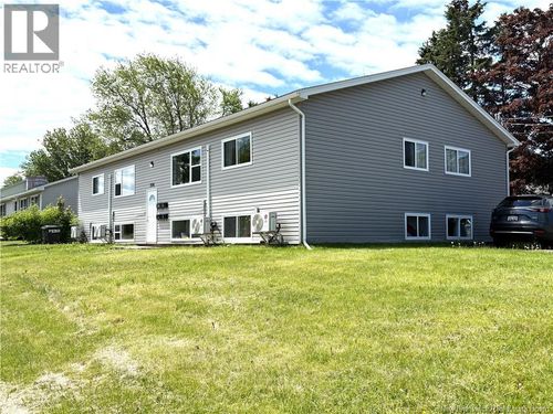 104 Katherine Ave, Moncton, NB, E1C7M6 | Card Image