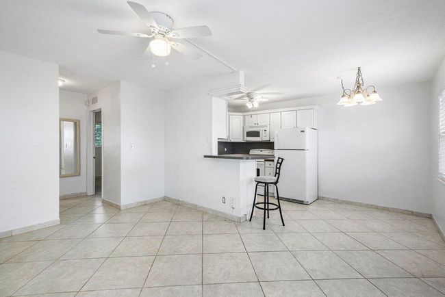 APT-7 - 22 Se 3 Rd Ter, Condo with 1 bedrooms, 1 bathrooms and null parking in Dania Beach FL | Image 5
