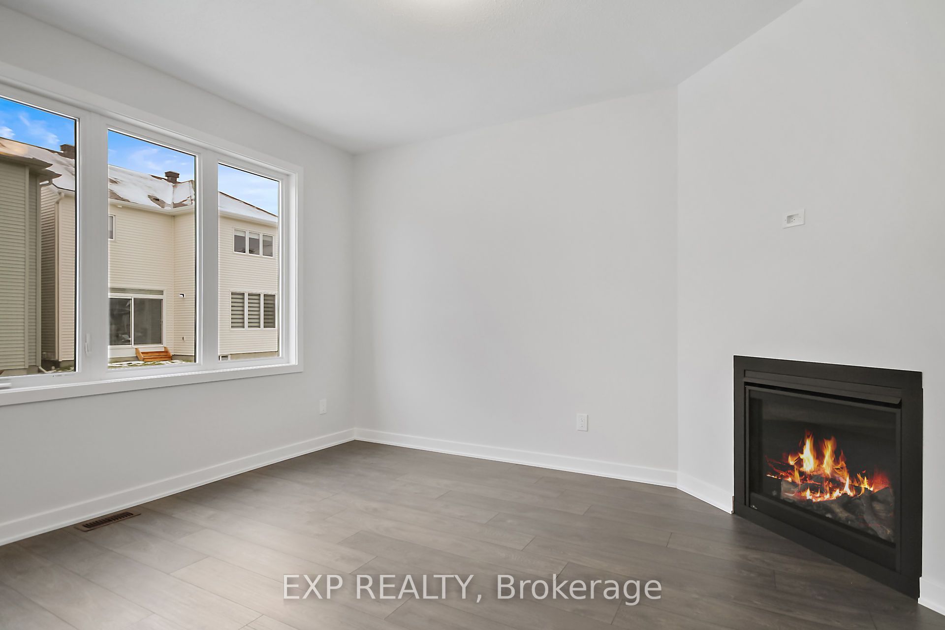 Residential in Stittsville - Munster - Richmond 4