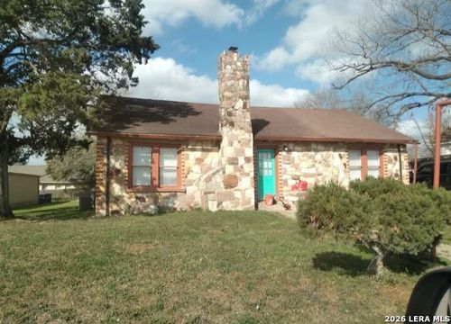 202 E 2nd St, Nixon, TX, 78140-2737 | Card Image