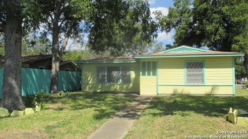 808 E E Polk, Victoria, TX, 77901 | Card Image