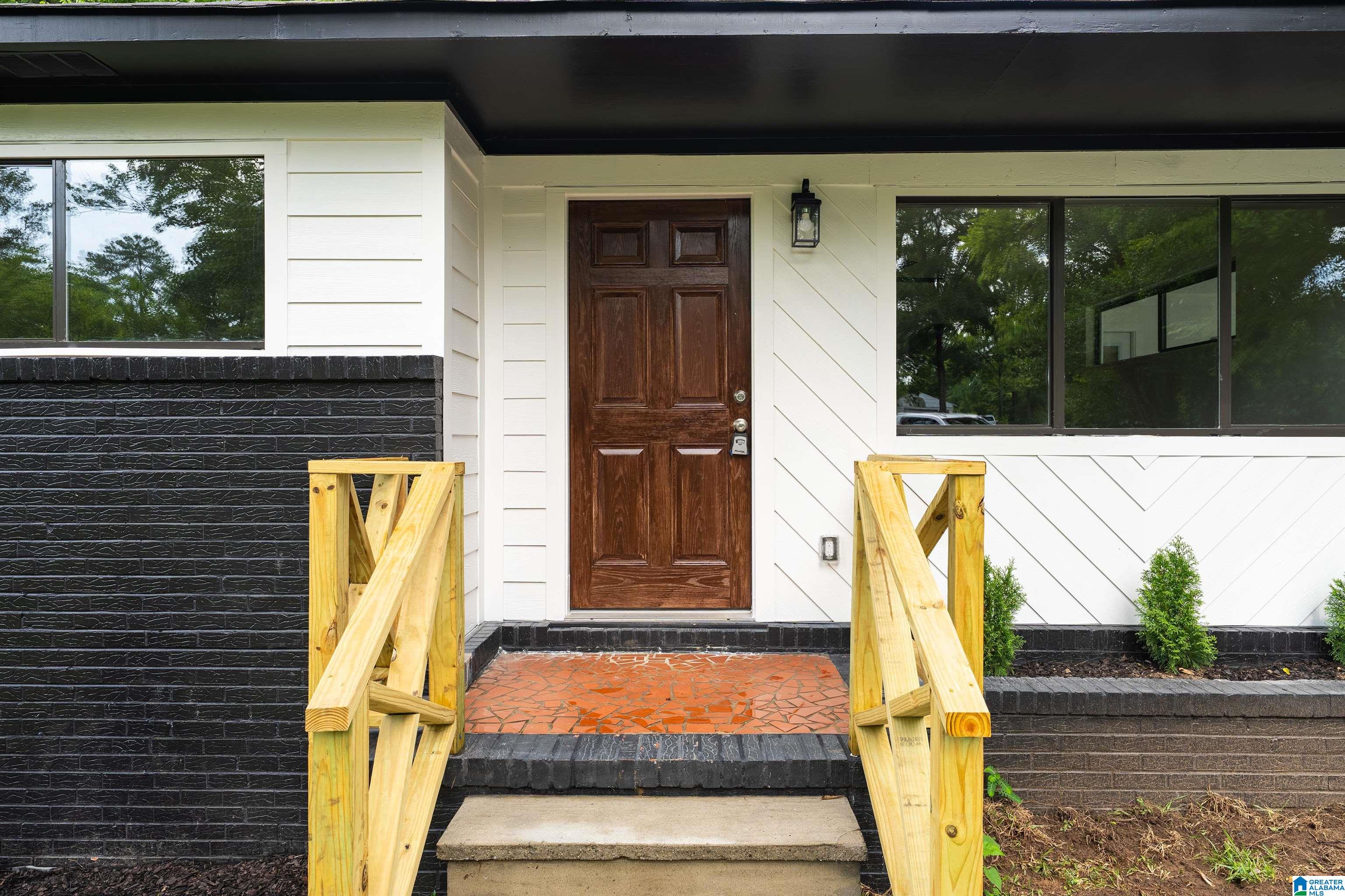 Residential in HOOVER 4