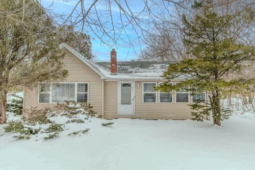 5935 Sawyer Rd, Sawyer, MI, 49125-9342 | Card Image