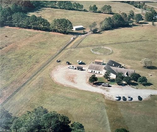 2451 Lake Cohoon Rd, Suffolk, VA, 23434-8402 | Card Image