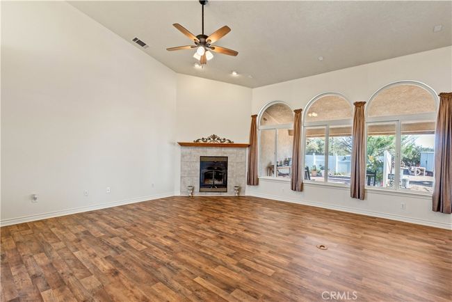 9098 Rattlesnake Rd, House other with 5 bedrooms, 3 bathrooms and 3 parking in Phelan CA | Image 14