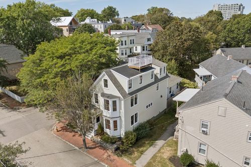 33 Turner Street, Portland, ME, 04101 | Card Image