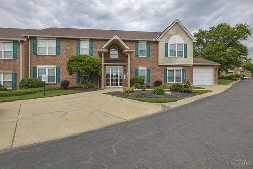 8773 Carrousel Park Cir, Cincinnati, OH, 45251 | Card Image