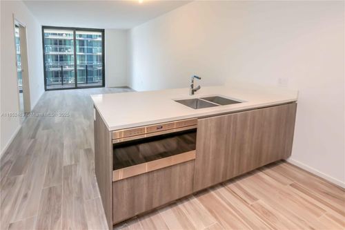 unit-3606-801 S Miami Ave, Miami, FL, 33130-4537 | Card Image