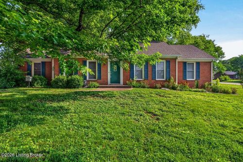 388 Knobview Dr, Shelbyville, KY, 40065-9317 | Card Image