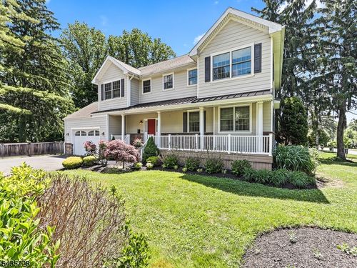 87 Leavitt Ln, Princeton, NJ, 08540-3921 | Card Image