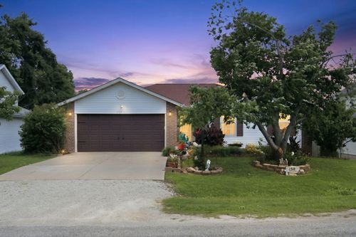 150 Pickett Rdg Court, Kirbyville, MO, 65679 | Card Image
