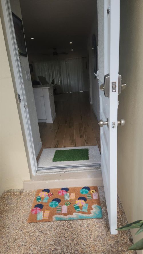 apt-15-2202 Ne 36th St, Lighthouse Point, FL, 33064-7552 | Card Image