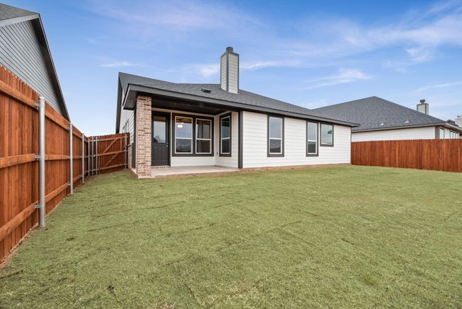 1241 Comal Ln, House other with 4 bedrooms, 2 bathrooms and null parking in Springtown TX | Image 31