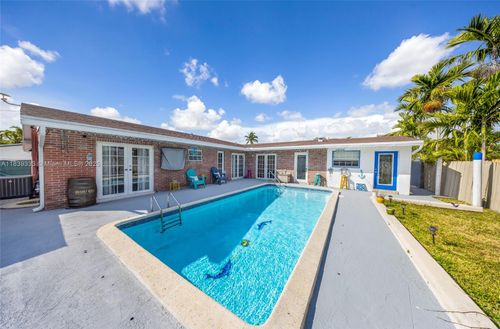 9985 Marlin Rd, Cutler Bay, FL, 33157-8650 | Card Image