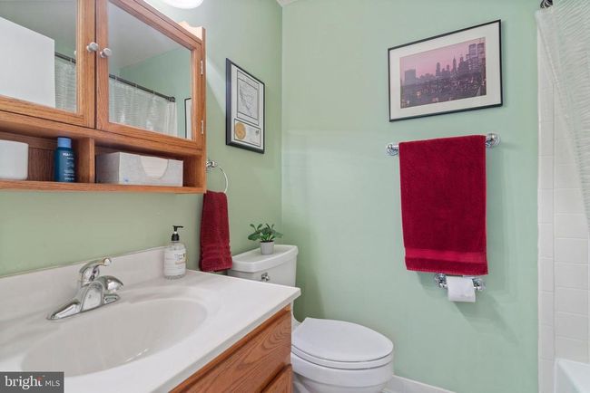 6055 Forrest Hollow Ln, Townhouse with 3 bedrooms, 3 bathrooms and null parking in SPRINGFIELD VA | Image 20