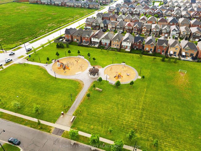 13 Minna Trail, House other with 6 bedrooms, 4 bathrooms and 4 parking in Brampton ON | Image 37