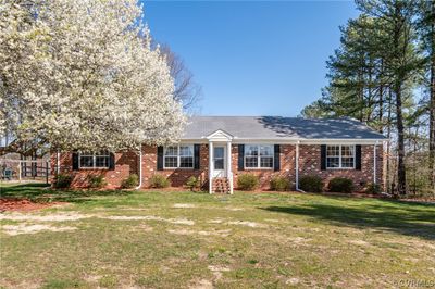 4121 Holly Grove Drive, House other with 3 bedrooms, 2 bathrooms and null parking in Bumpass VA | Image 2