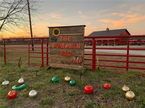 35100 E Outer Belt Rd, Lone Jack, MO, 64070-8105 | Card Image