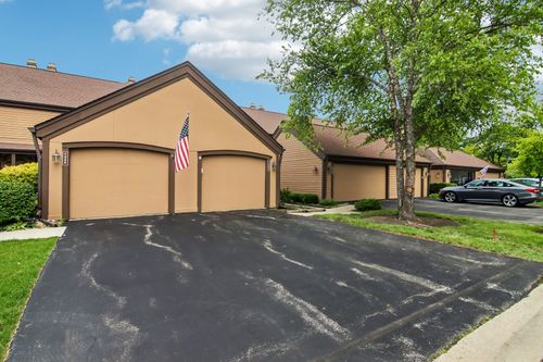 1462 Fairfax Ln, Buffalo Grove, IL, 60089-1221 | Card Image