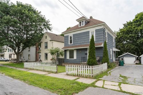 430 S Hamilton St, Watertown, NY, 13601-3838 | Card Image